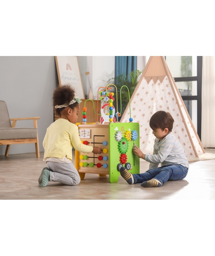 Jumbo 5 in 1 Activity Box